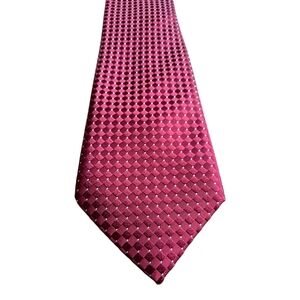 Kenneth Roberts Platinum Men's Red Geometric 100% silk tie 58"